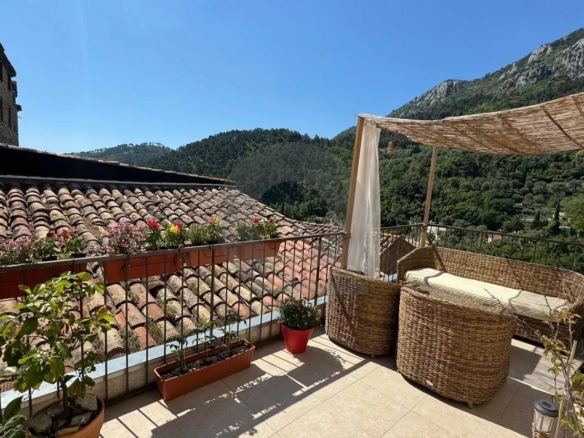 MAISON DE VILLAGE 90M2 4P TERRASSE GORBIO