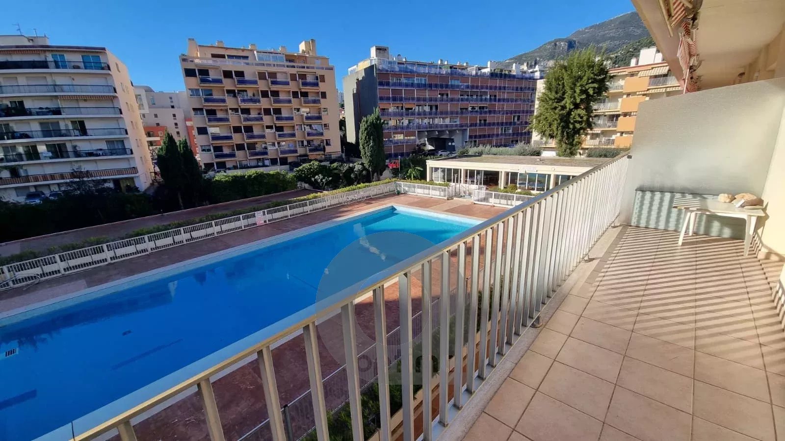 ROQUEBRUNE CAP MARTIN – RESIDENCE FRONT DE MER AVEC PISCINE