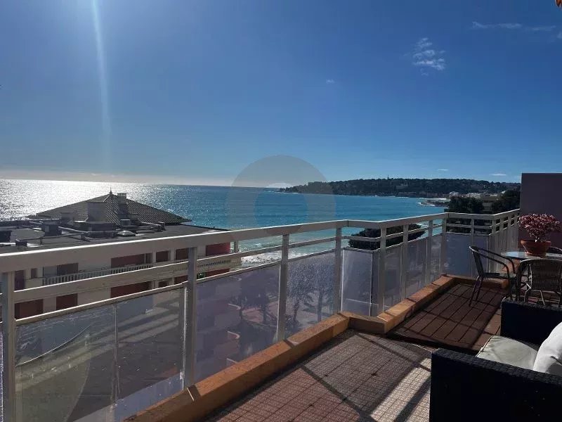 RARE – DERNIER ETAGE