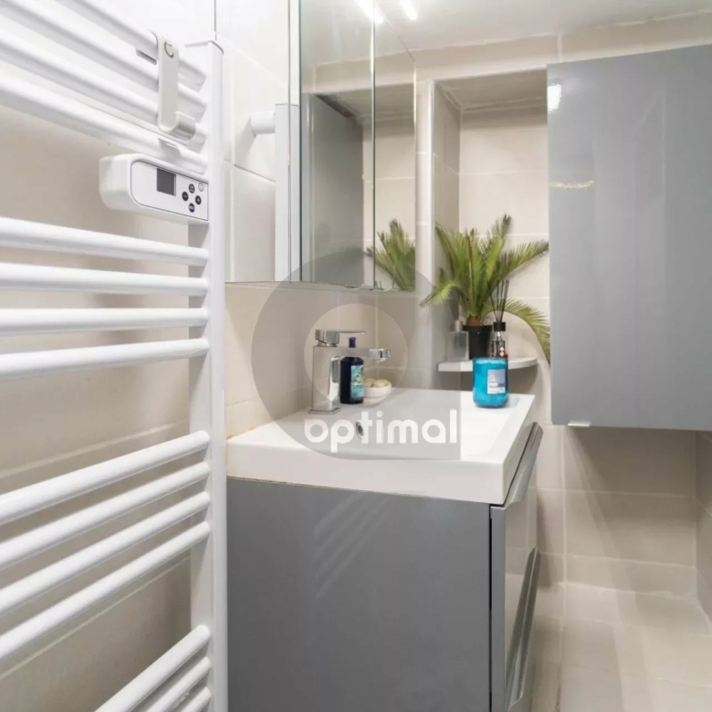APPARTEMENT CASTELLAR 5 PIECES TRIPLEX