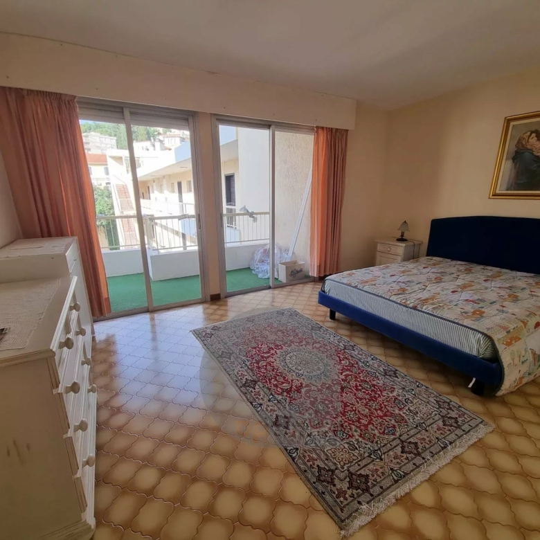 MENTON GARAVAN appartement terrasse front de mer