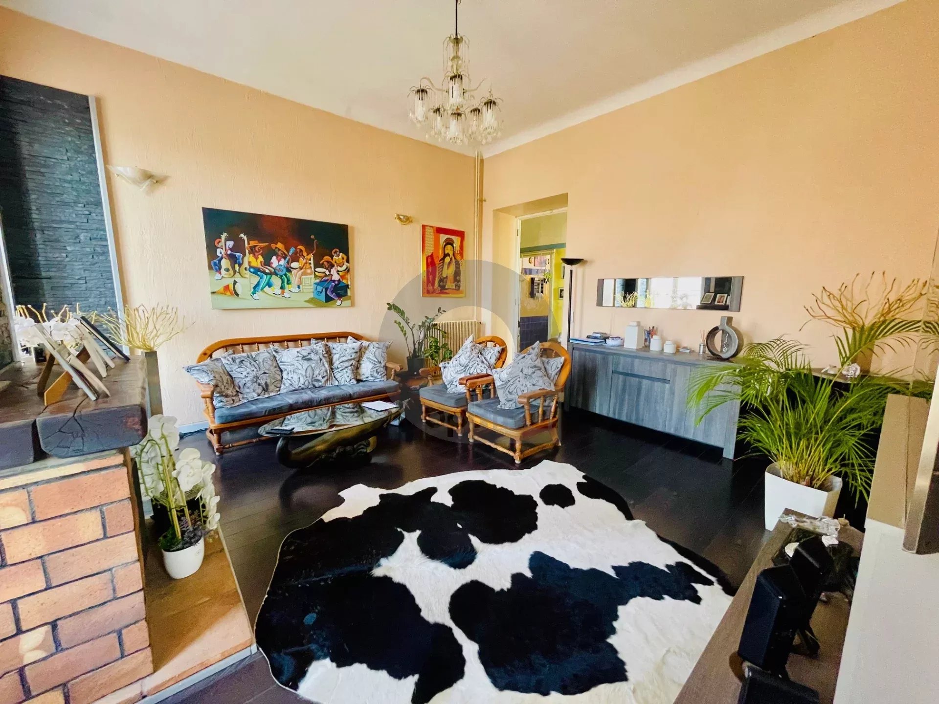 SUPERBE APPARTEMENT DE 5 PIECES – centre ville
