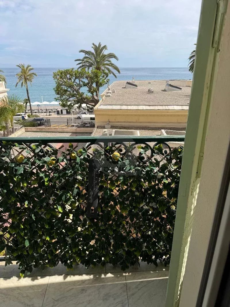 Appartement d’exception – Centre de Menton / Front de Mer