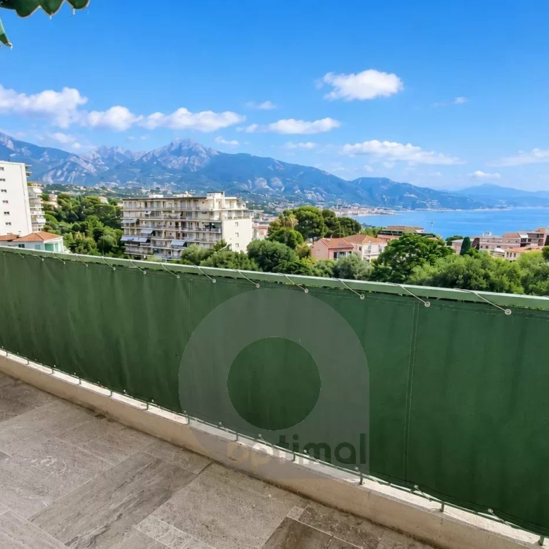 Magnifique 4 pièces au cap martin, vue panoramique mer et Monaco