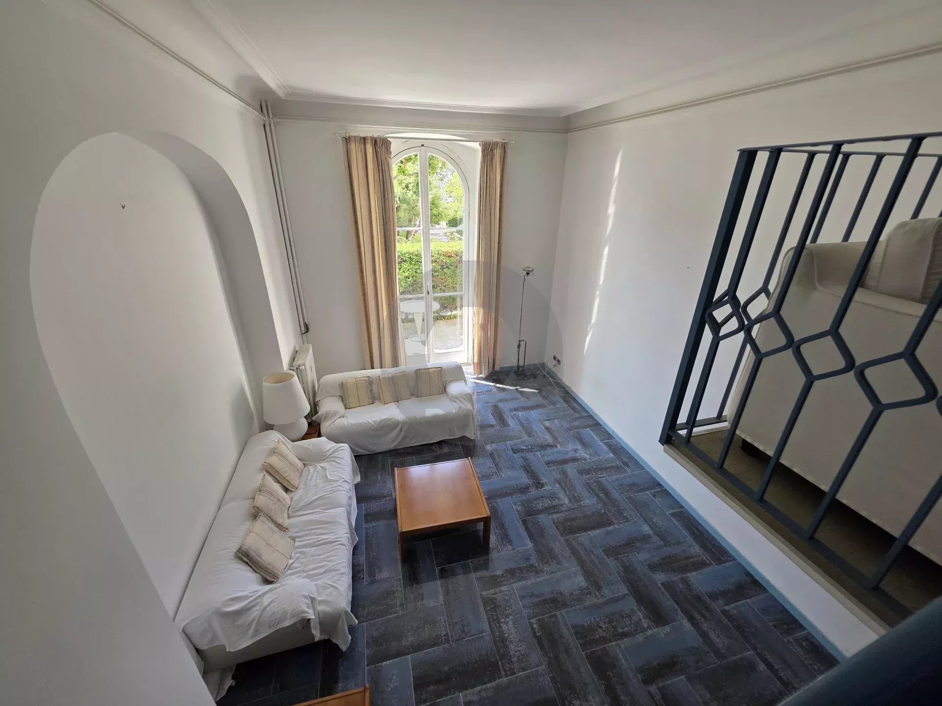 APPARTEMENT BOURGEOIS ORIGINAL MENTON GARAVAN GARAGE