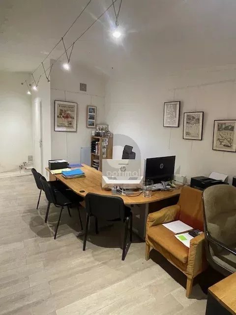 MURS COMMERCIAUX A VENDRE MENTON VIEILLE VILLE