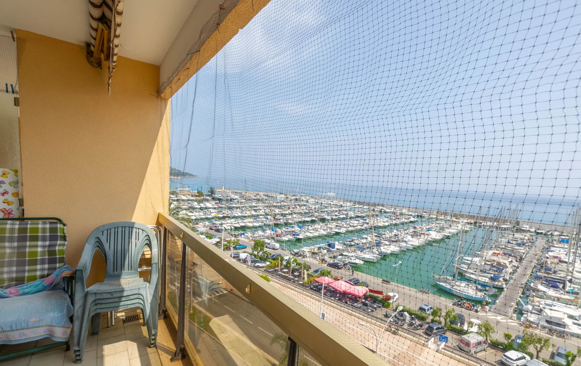 Appartement à vendre à Menton vue panoramique Mer et Vieille Ville
