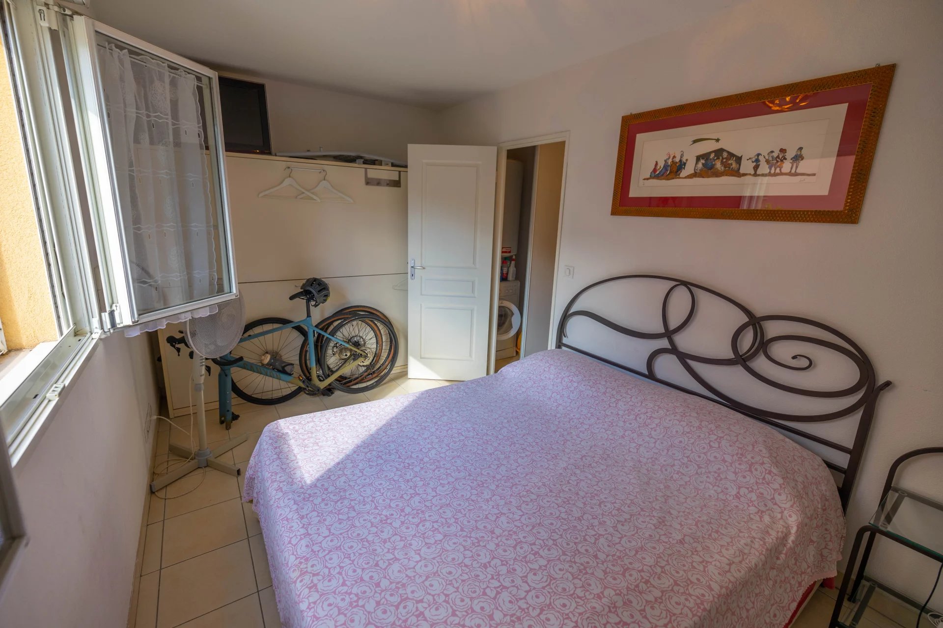 Charmant duplex 3 pièces avec terrasse et parking – Menton centre