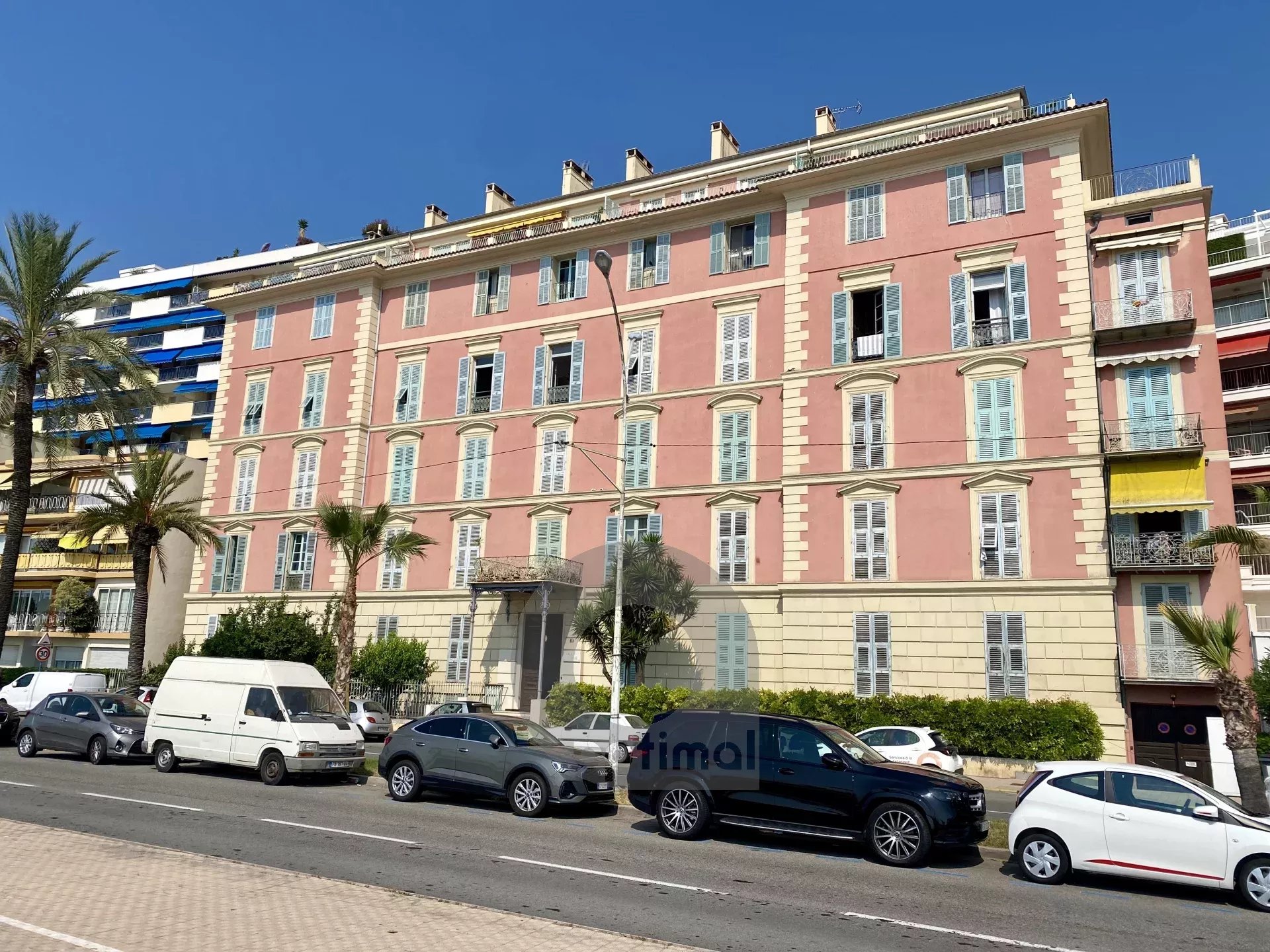Menton Garavan – Résidence Bourgeoise Front de Mer – 2 pièces avec mezzanine