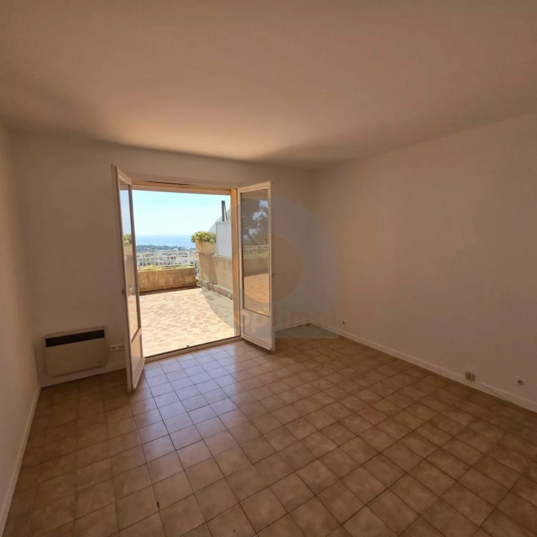 VILLA JUMELEE ROQUEBRUNE CAP MARTIN HAMEAU