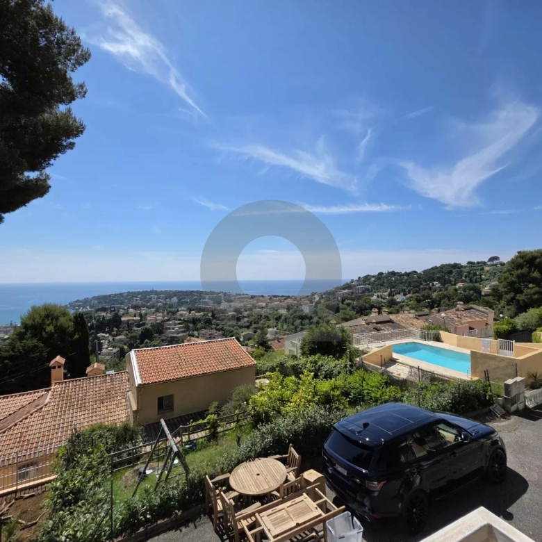 VILLA JUMELEE ROQUEBRUNE CAP MARTIN HAMEAU