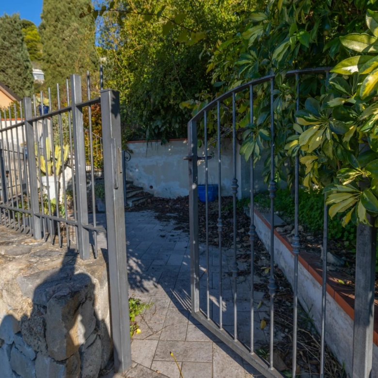 Maison à Grimaldi ***ITALIE*** proche Frontière – Vue Panoramique