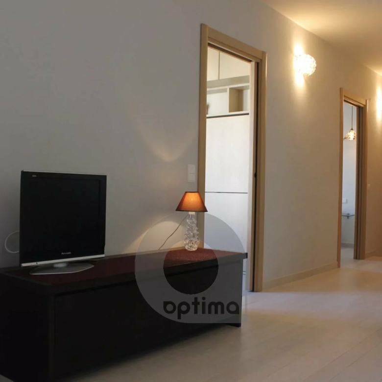 plein centre ville de Menton appartement 3 pièces