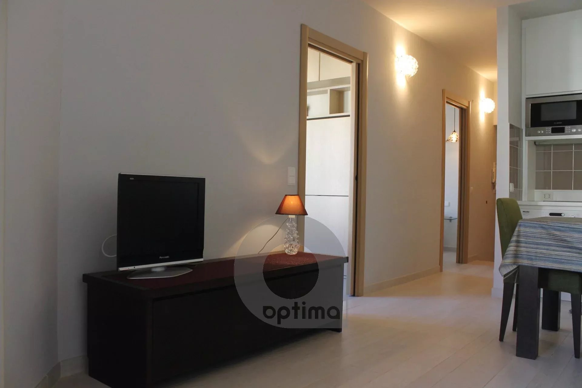 plein centre ville de Menton appartement 3 pièces