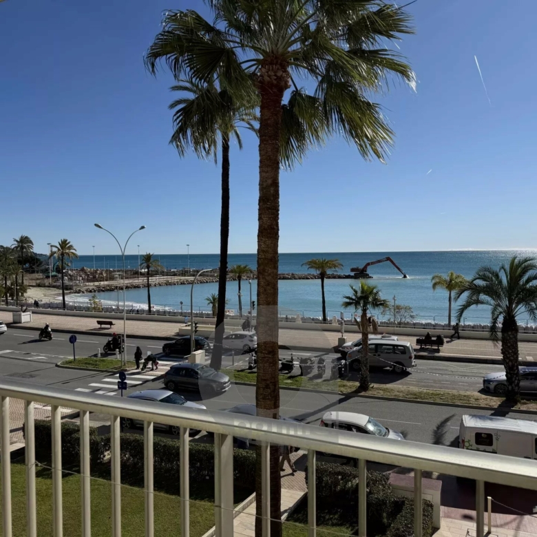 Front de Mer Grand Standing – Spacieux 3 pièces – Terrasse vue panoramique mer – Cave – Garage en option