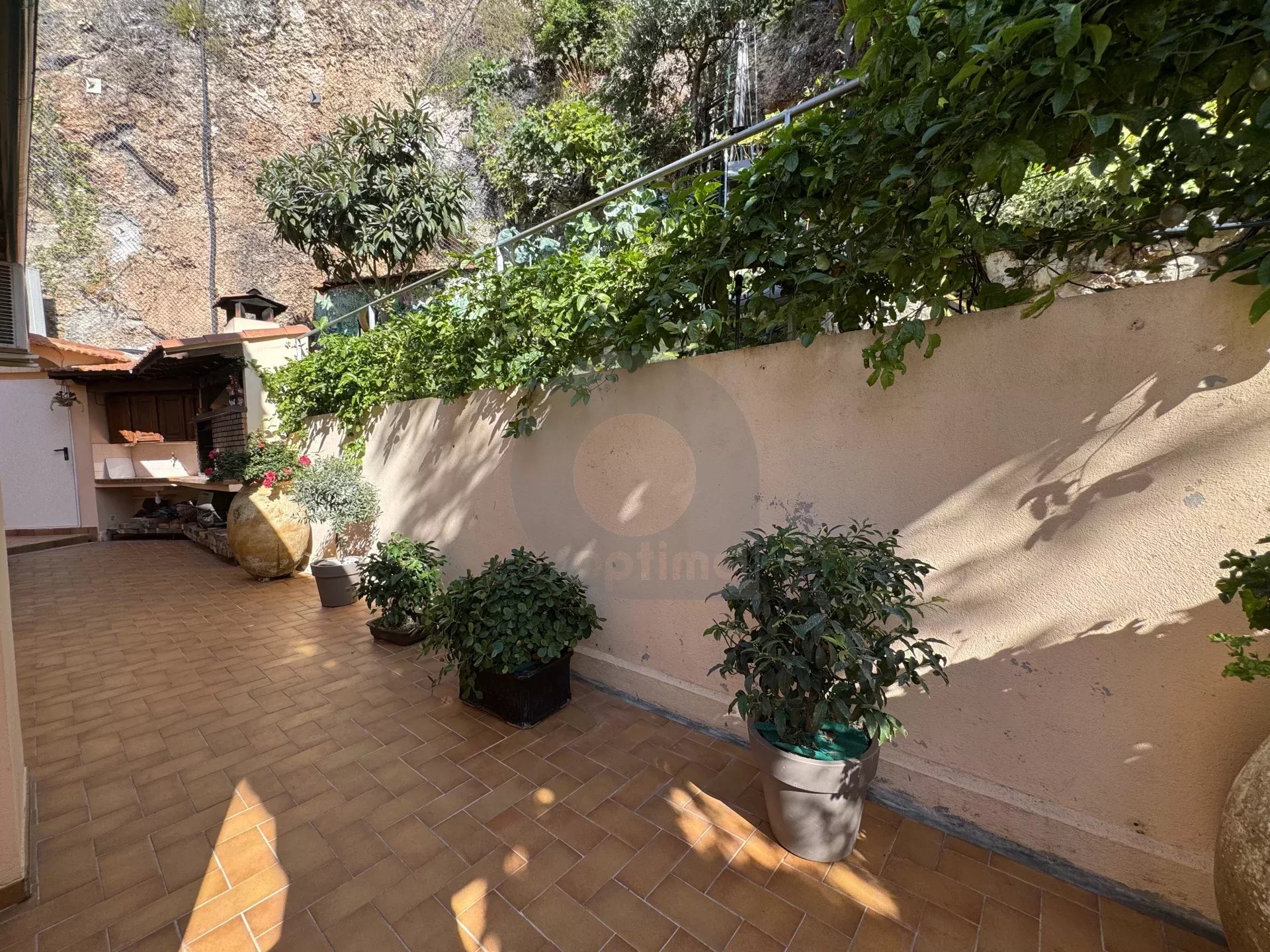 VILLA ROQUEBRUNE VUE MER EXCELLENT ÉTAT TERRASSE JARDIN GARAGE