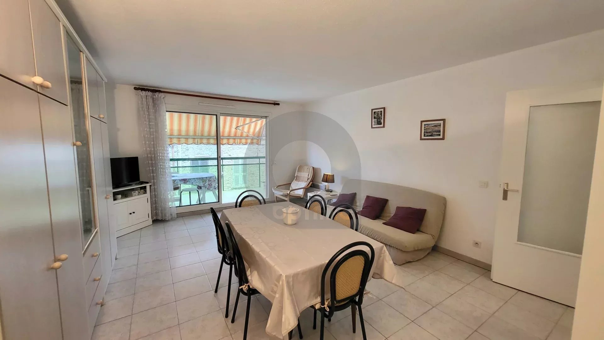 Menton Bas-Borrigo  –  grand 2 Pièces avec terrasse, garage et cave.