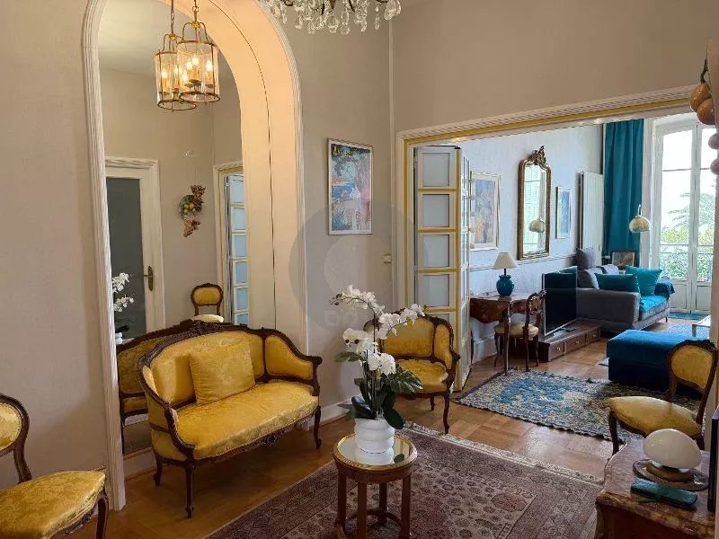 Appartement d’exception – Centre de Menton / Front de Mer