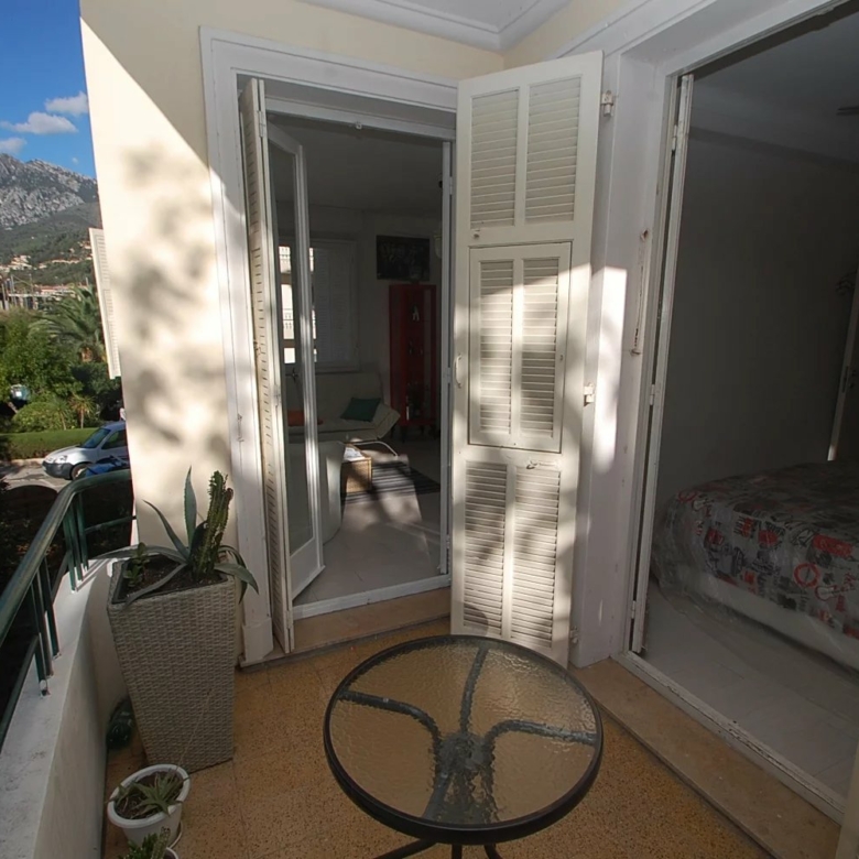 Menton Centenaire appartement d’angle