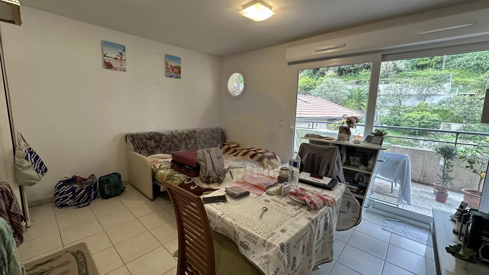 MENTON BORRIGO: AGREABLE STUDIO AVEC BALCON