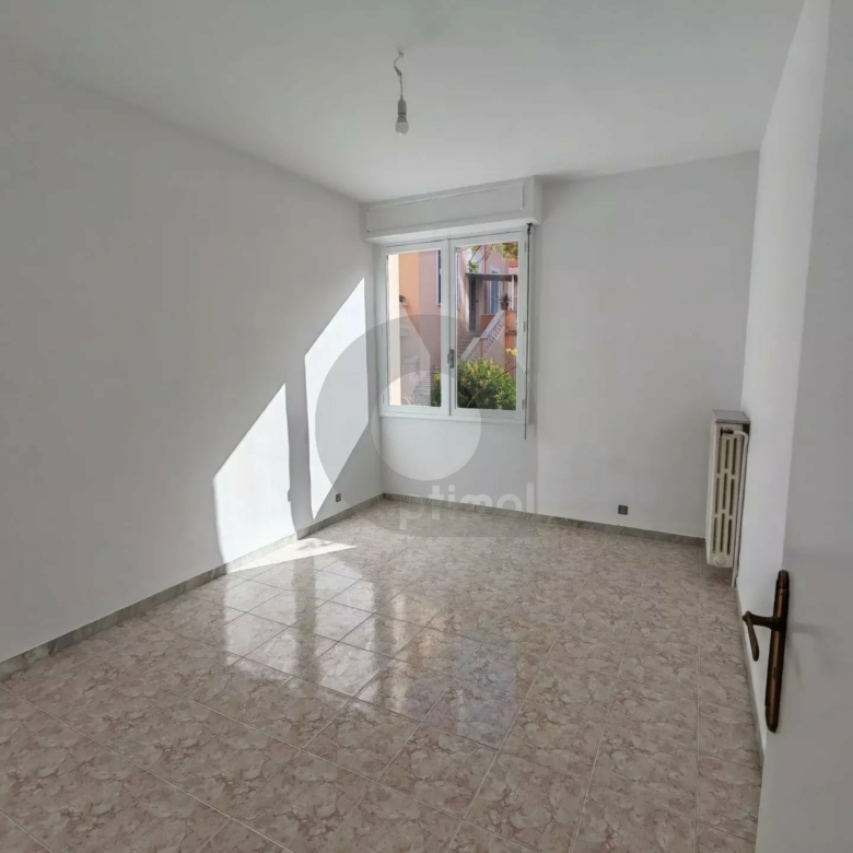 Appartement 4 pièces 74 m² – Menton proche centre