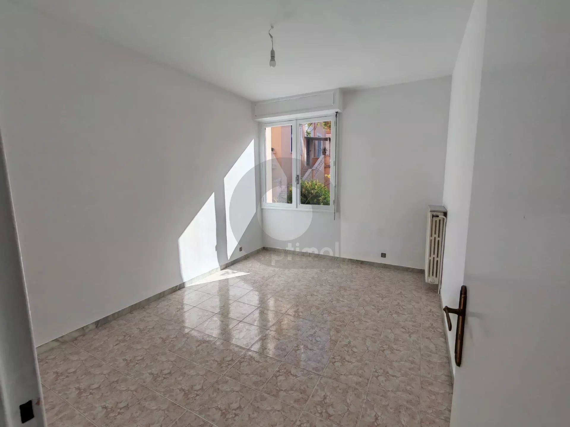 Appartement 4 pièces 74 m² – Menton proche centre