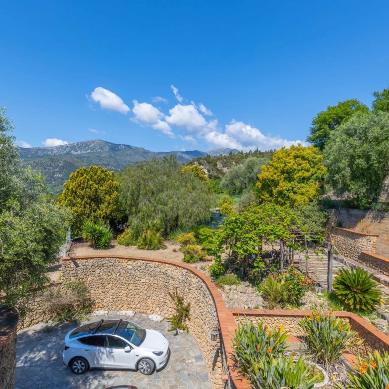 Charmante villa à San Lorenzo avec vue panoramique sur la mer et les montagnes