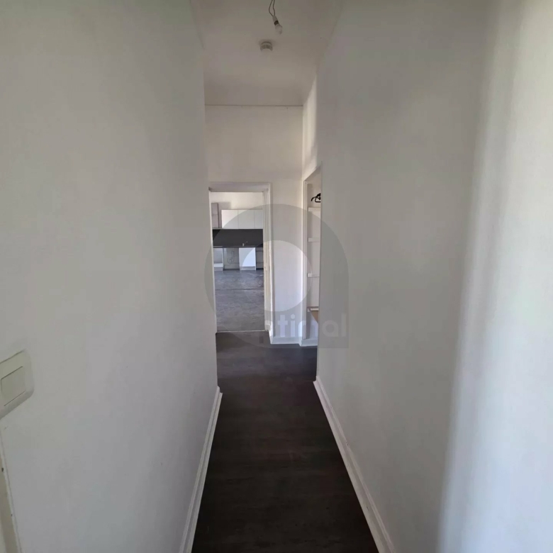 APPARTEMENT TROIS PIECES TERRASSE MENTON PROCHE CENTRE