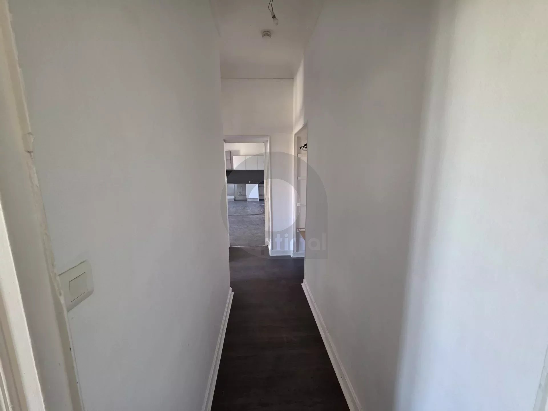 APPARTEMENT TROIS PIECES TERRASSE MENTON PROCHE CENTRE