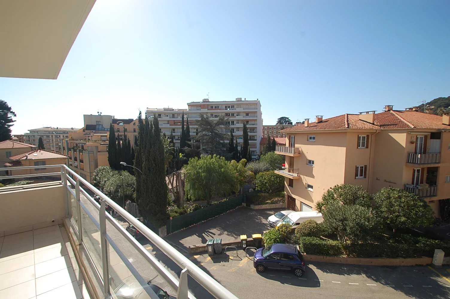 MENTON OUEST PROCHE ROQUEBRUNE CARNOLES
