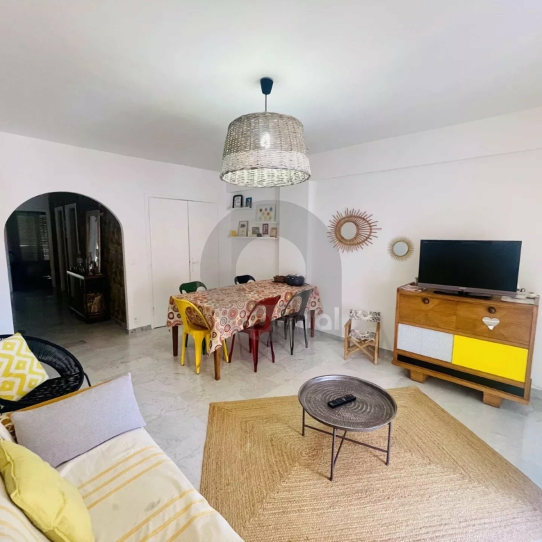 EXCLUSIVITE plein centre ville de Menton, SUPERBE 2 pièces