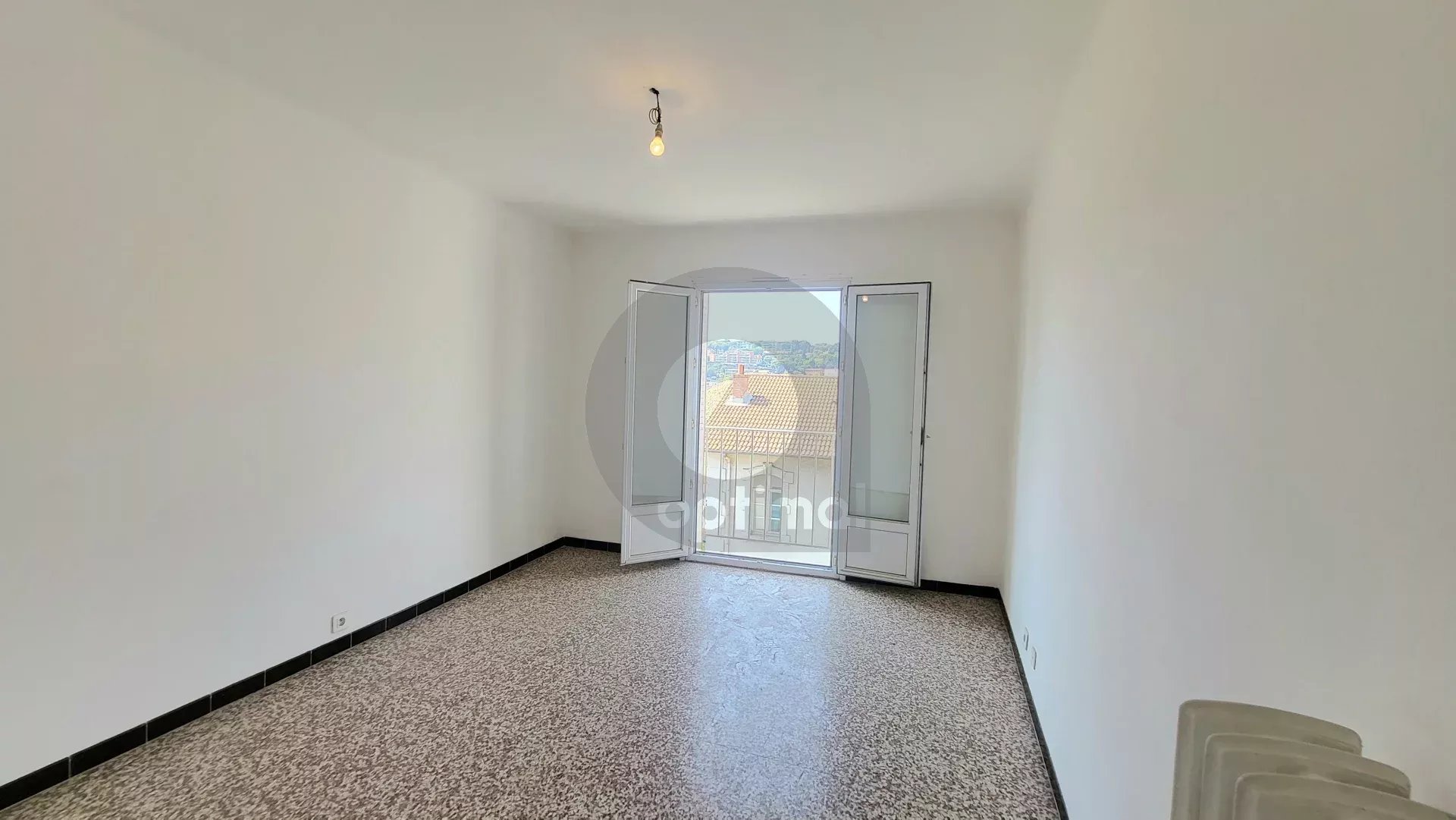 Roquebrune Cap Martin – Appartement trois pièces