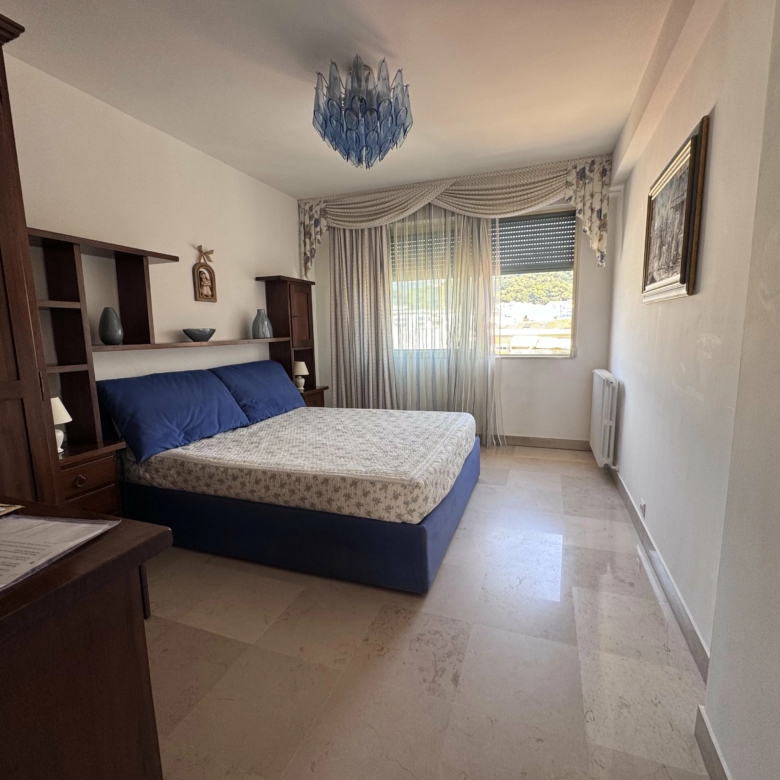 Location meublé – Grand appartement 4 pièces avec vue mer à Solenzara