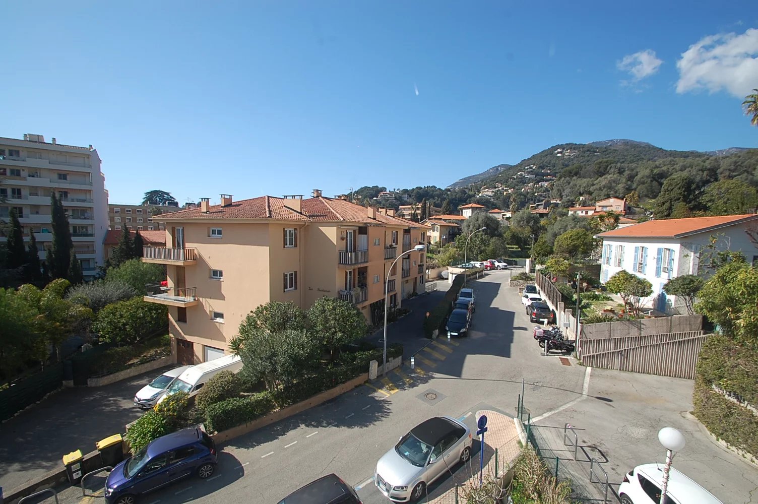 MENTON OUEST PROCHE ROQUEBRUNE CARNOLES