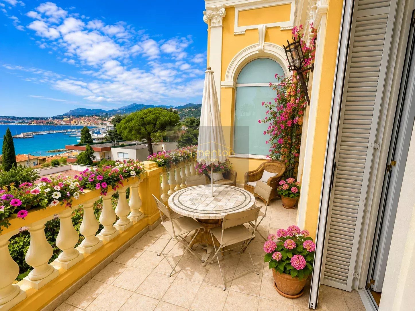 Menton Garavan – Luxueux 3 pièces avec vastes terrasses, vue mer panoramique