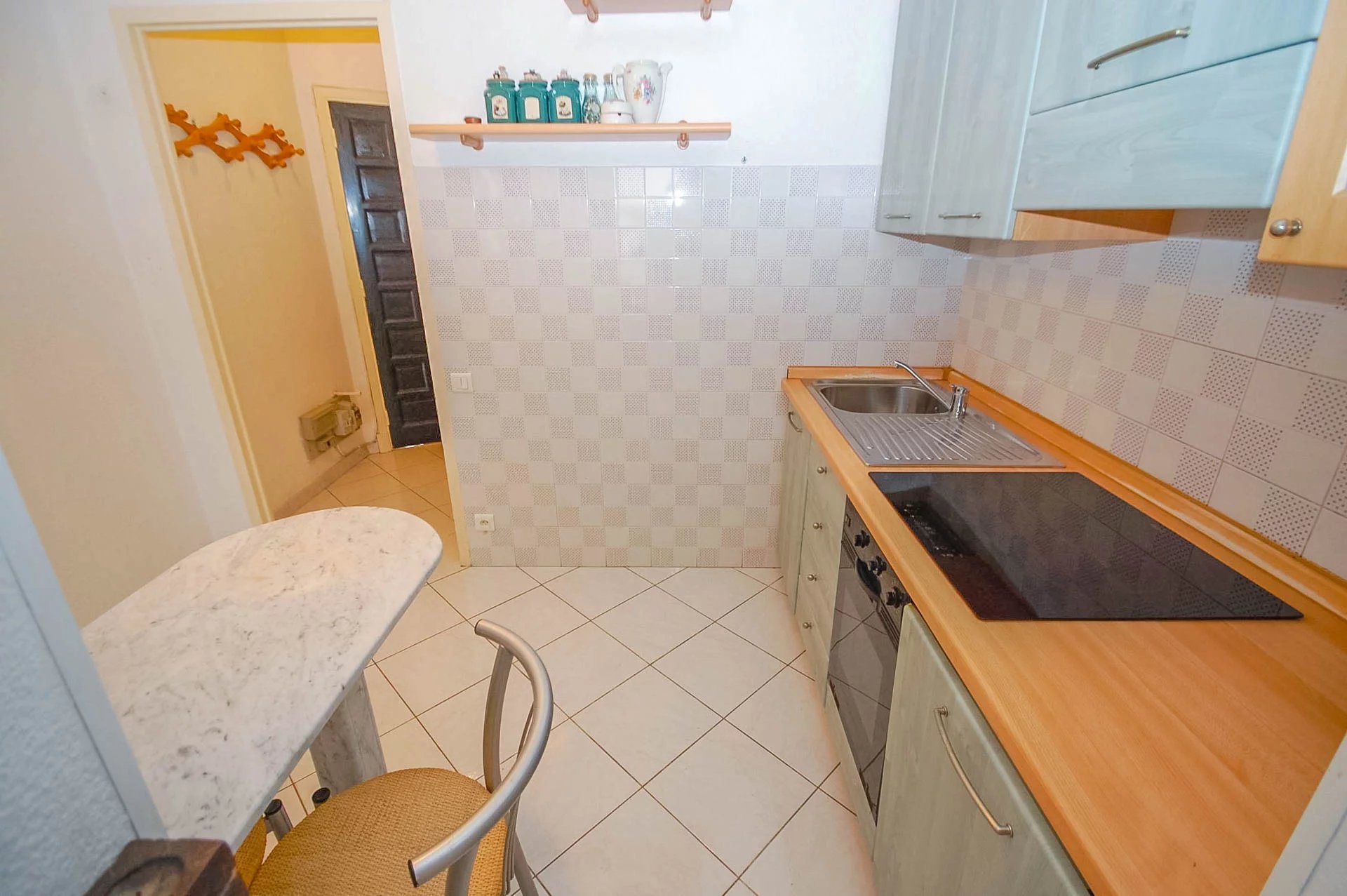 Studio avec aperçu mer et parking – Idéal investissement