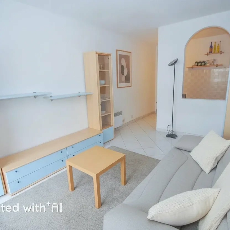 Studio avec aperçu mer et parking – Idéal investissement