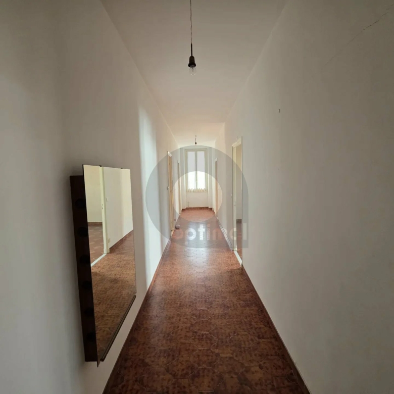GRAND APPARTEMENT TROIS PIECES MENTON GARE ROUTIERE