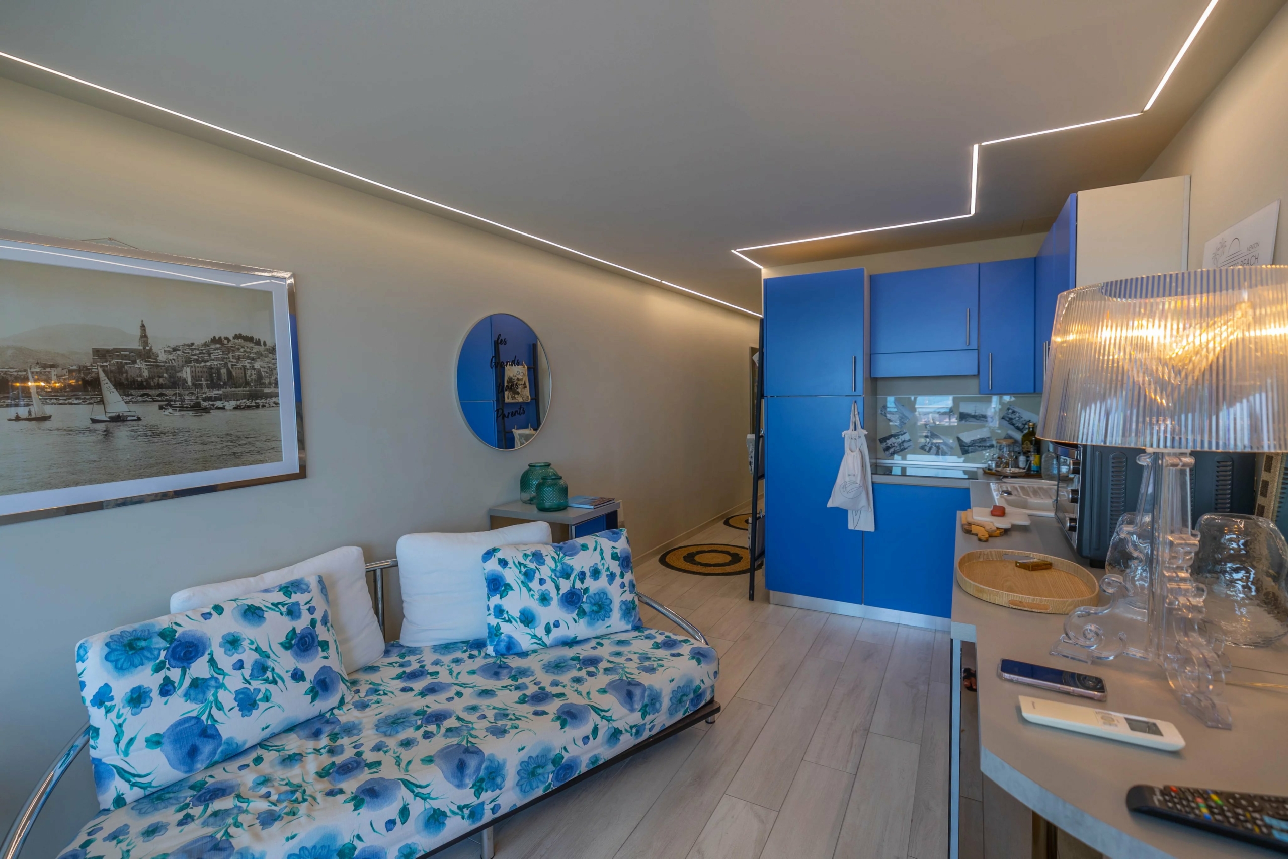 MENTON GARAVAN – MAGNIFIQUE DEUX PIECES FRONT DE MER