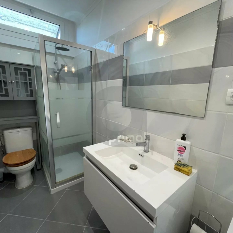 A LOUER APPT SECTEUR CABROLLES – SAINTE AGNES
