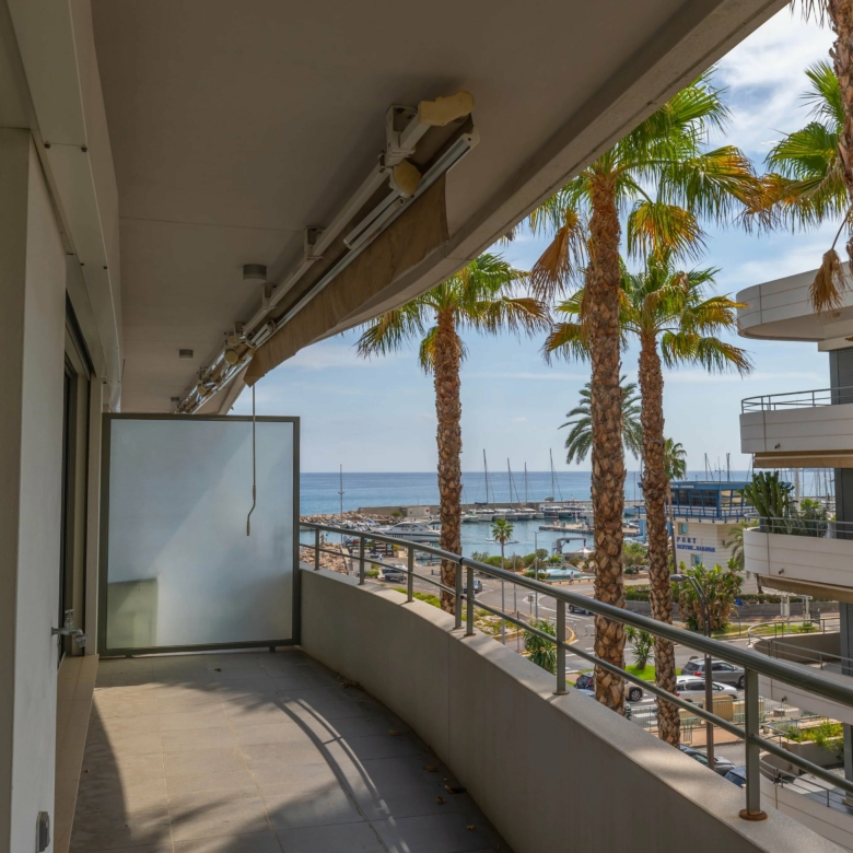 MENTON GARAVAN  BORD DE MER