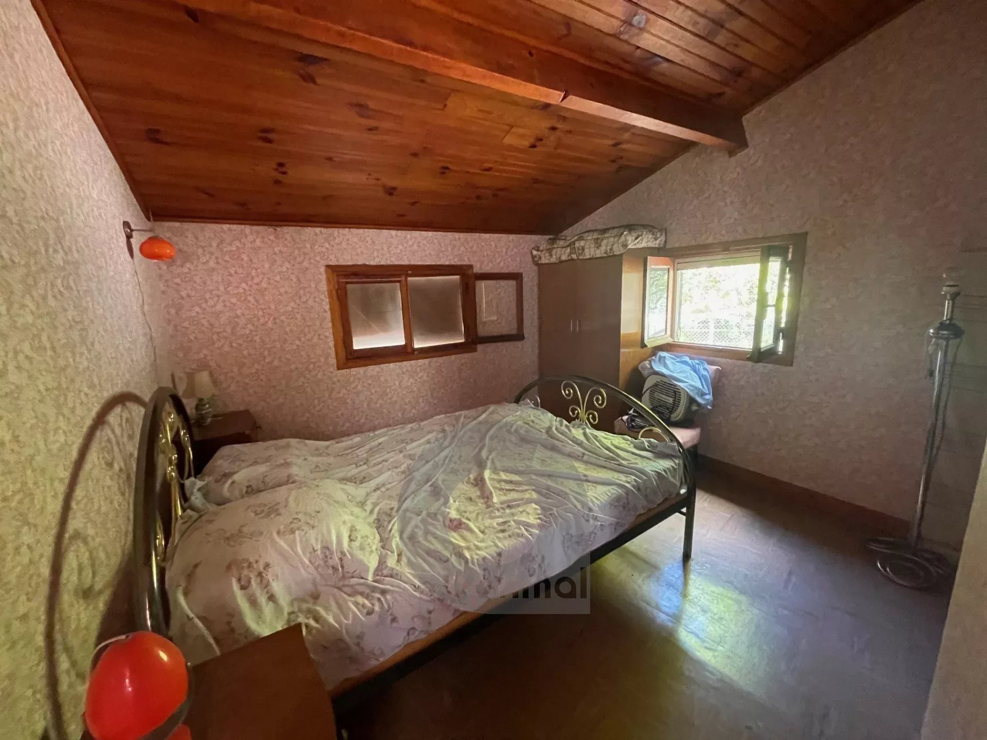Route de Ste Agnès – Maison 3 pièces à Rénover avec terrasse et jardin – Accès pédestre