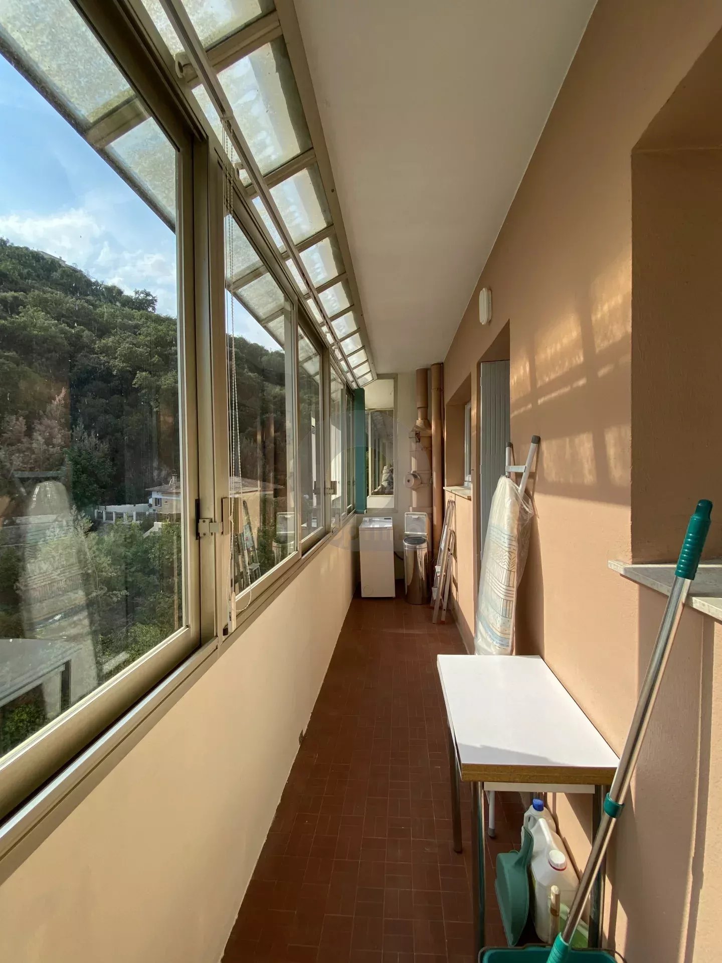 LOCATION MEUBLEE A L’ANNEE