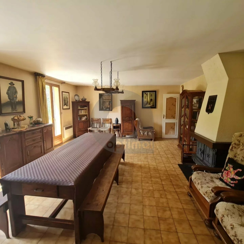 MAISON JUMELEE SOSPEL JARDIN