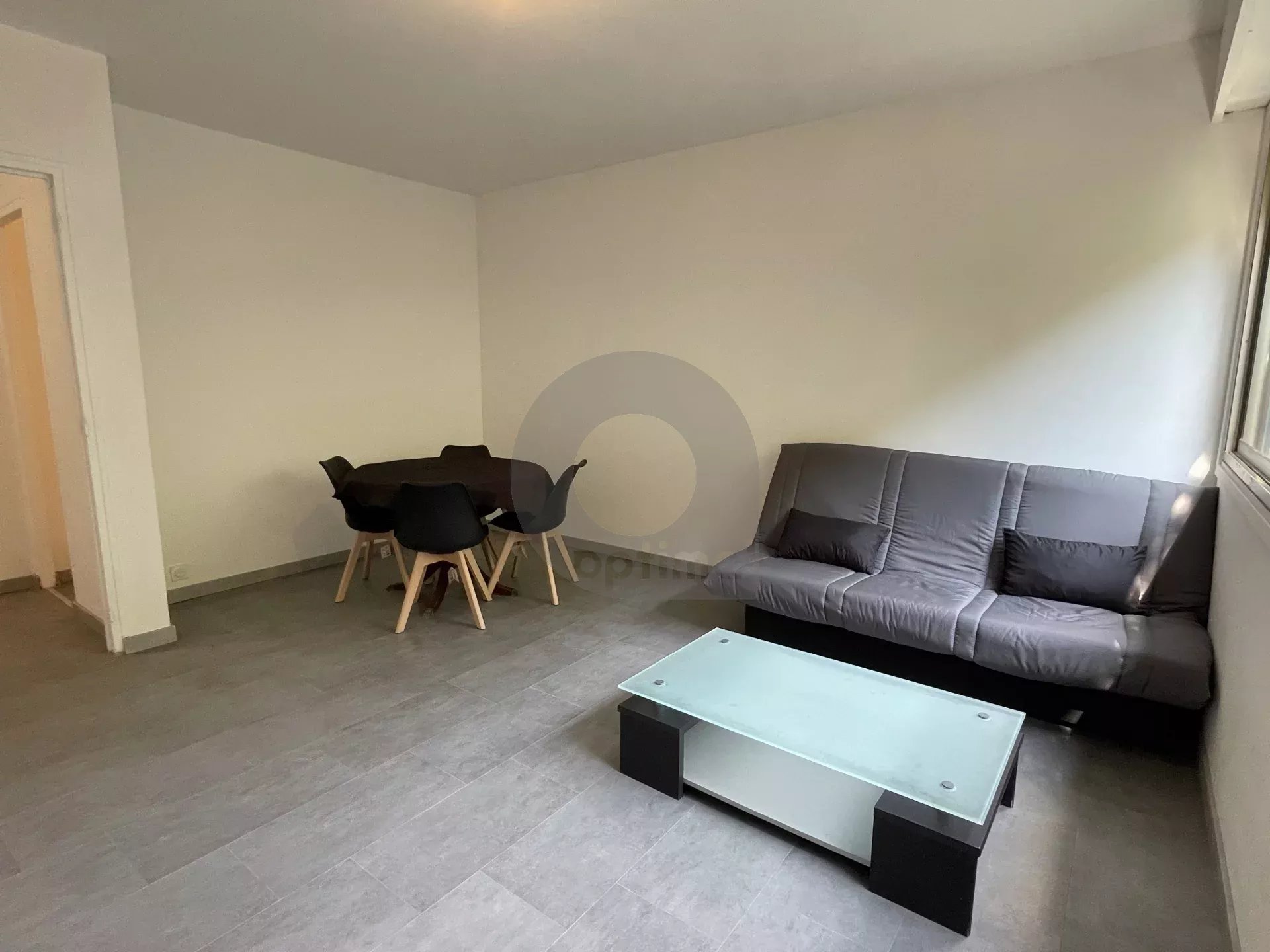 A LOUER : 2P MEUBLE – MENTON CENTRE SECTEUR GARES