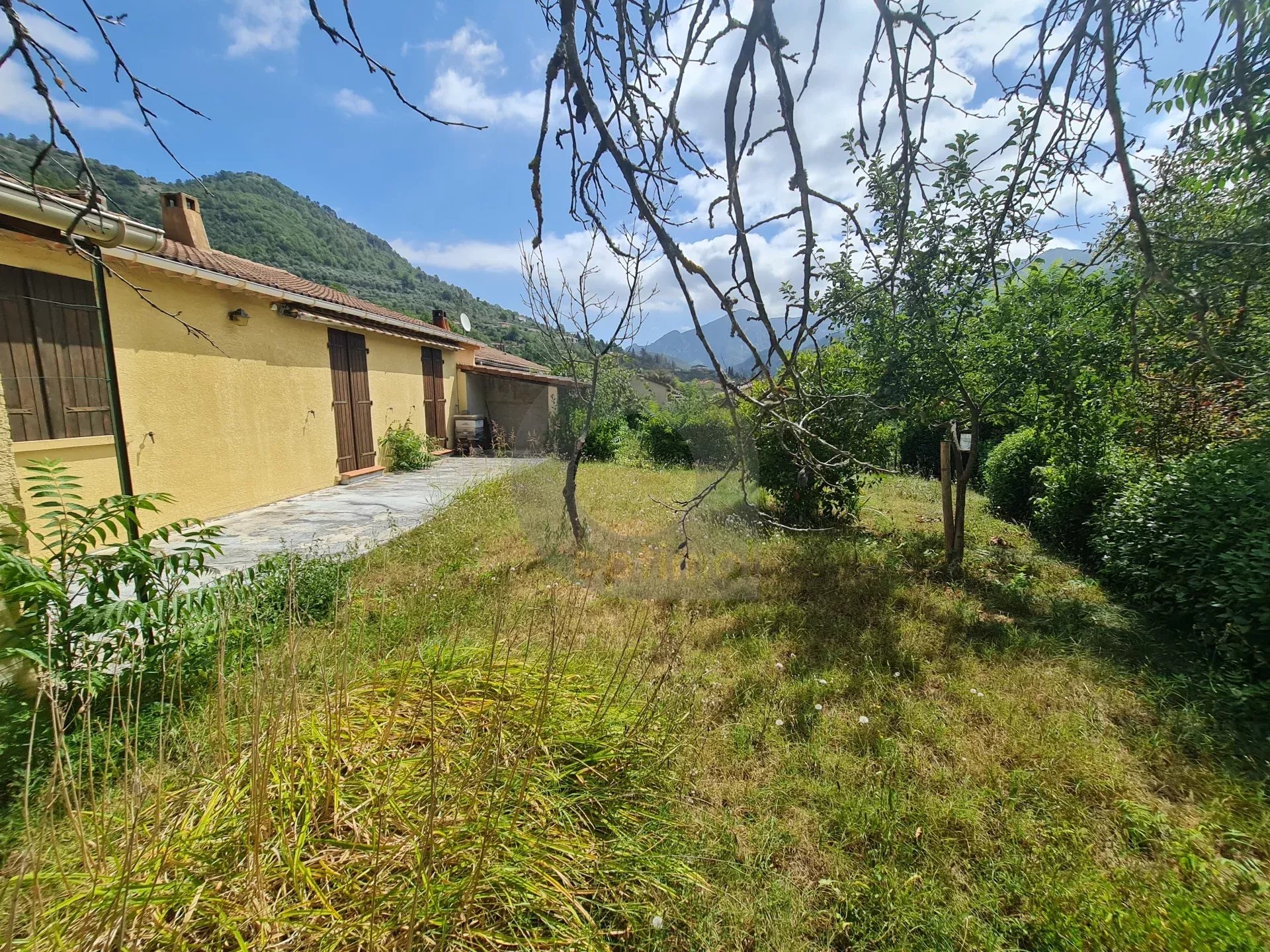 MAISON JUMELEE SOSPEL JARDIN