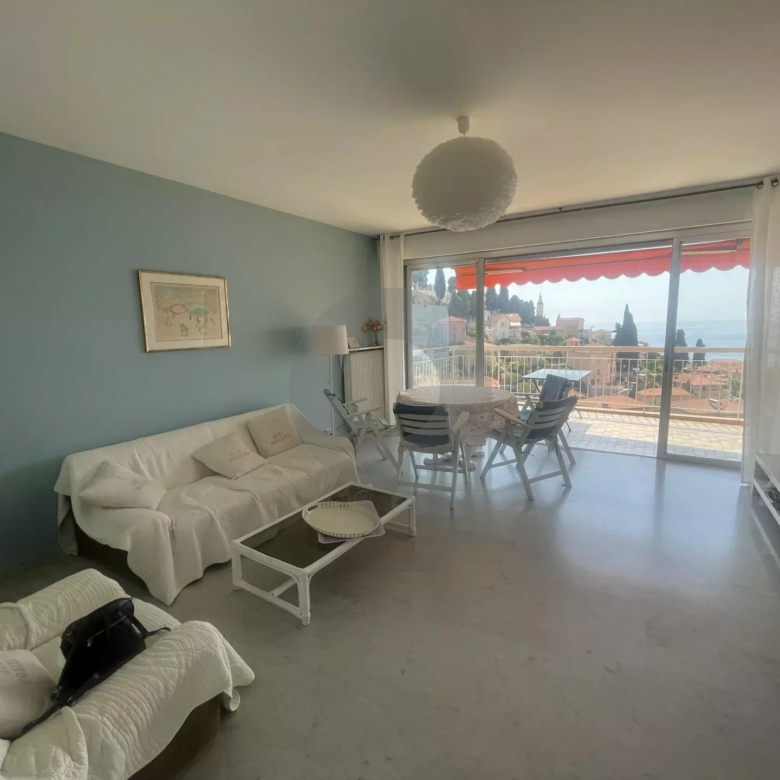 GRAND 2 PIECES QUARTIER TERRES CHAUDES