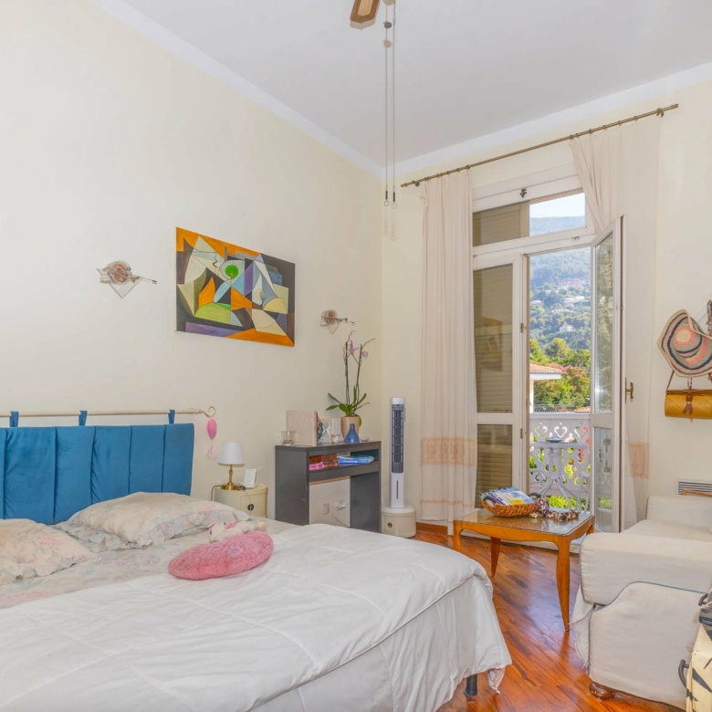 Menton Garavan – Beau 2P avec terrasse et garage