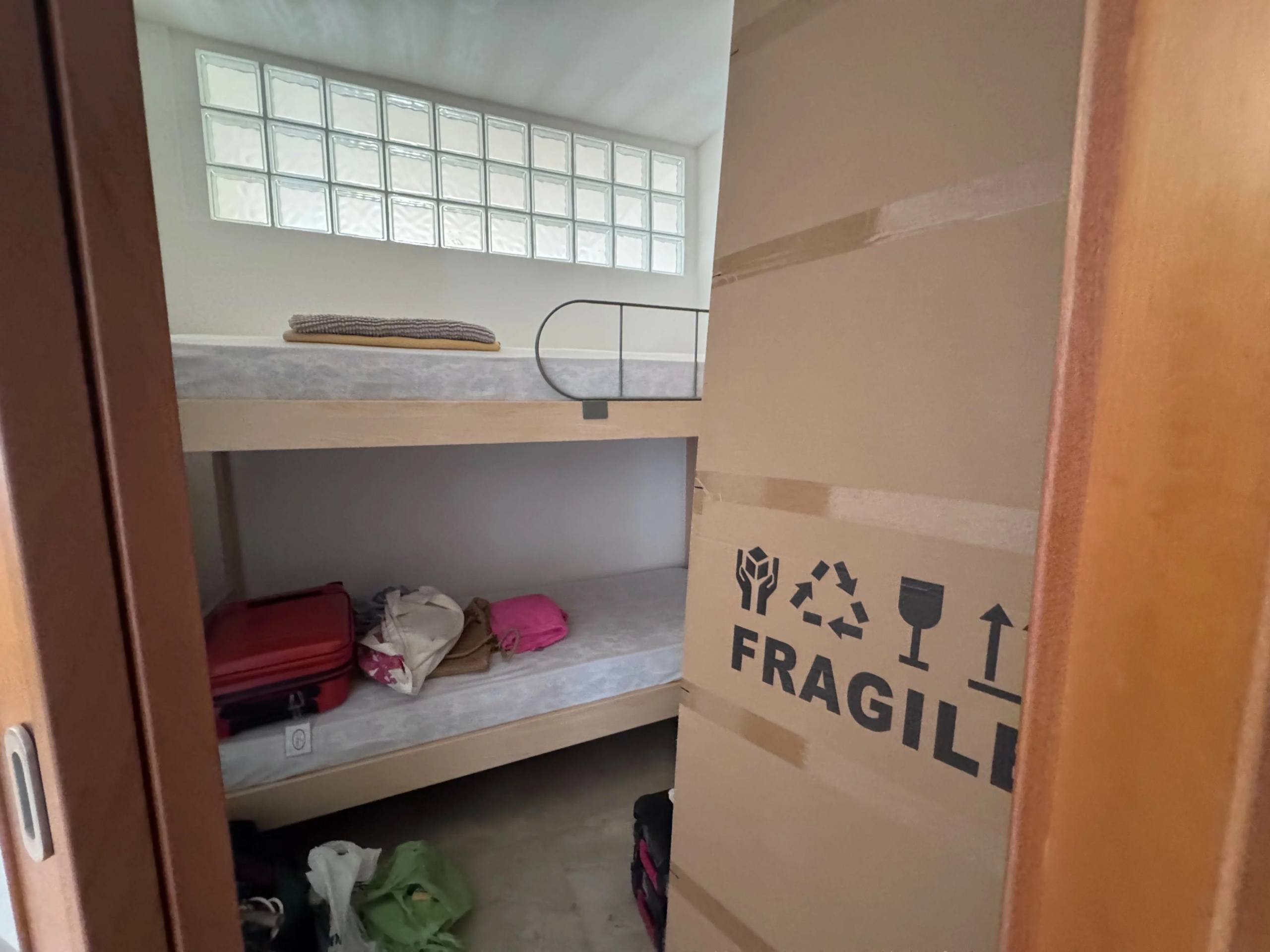 Location meublé – Grand appartement 4 pièces avec vue mer à Solenzara