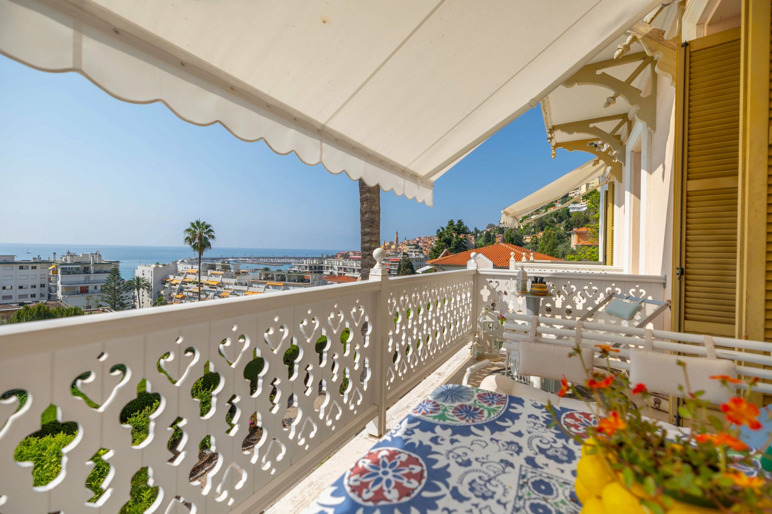 a60beb6f4308ec0c047200bd21171fed_29f72a6f79_4096-original-175053-0.jpg Menton Garavan – Beau 2P avec terrasse et garage